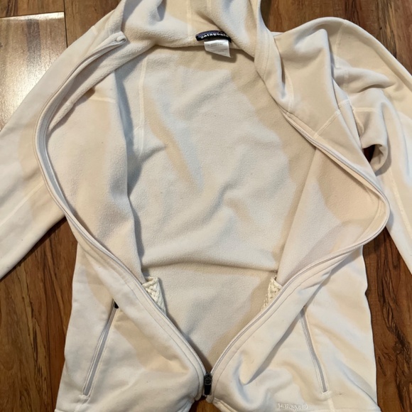 Cream Patagonia Zip Up Jacket - Picture 7 of 7